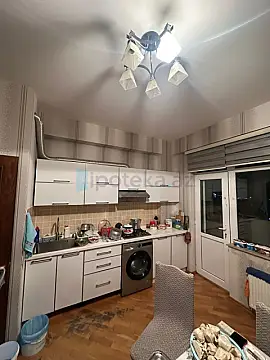 Satılır 2 otaqlı yeni tikili 86 m²