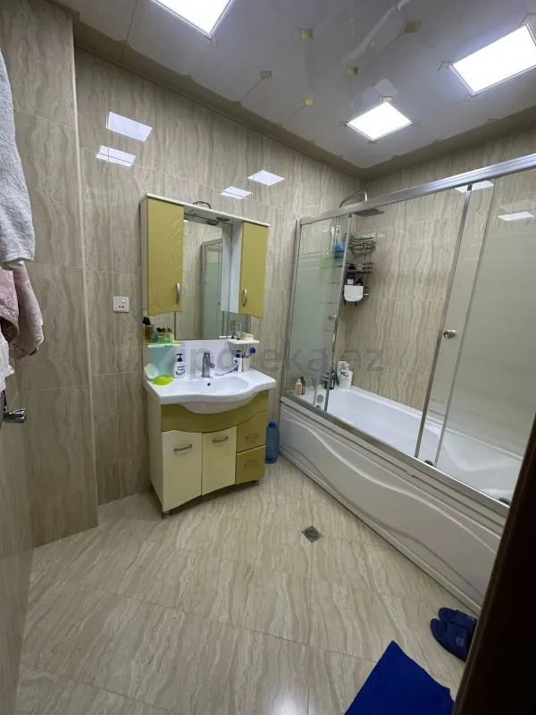 Satılır 2 otaqlı yeni tikili 86 m²