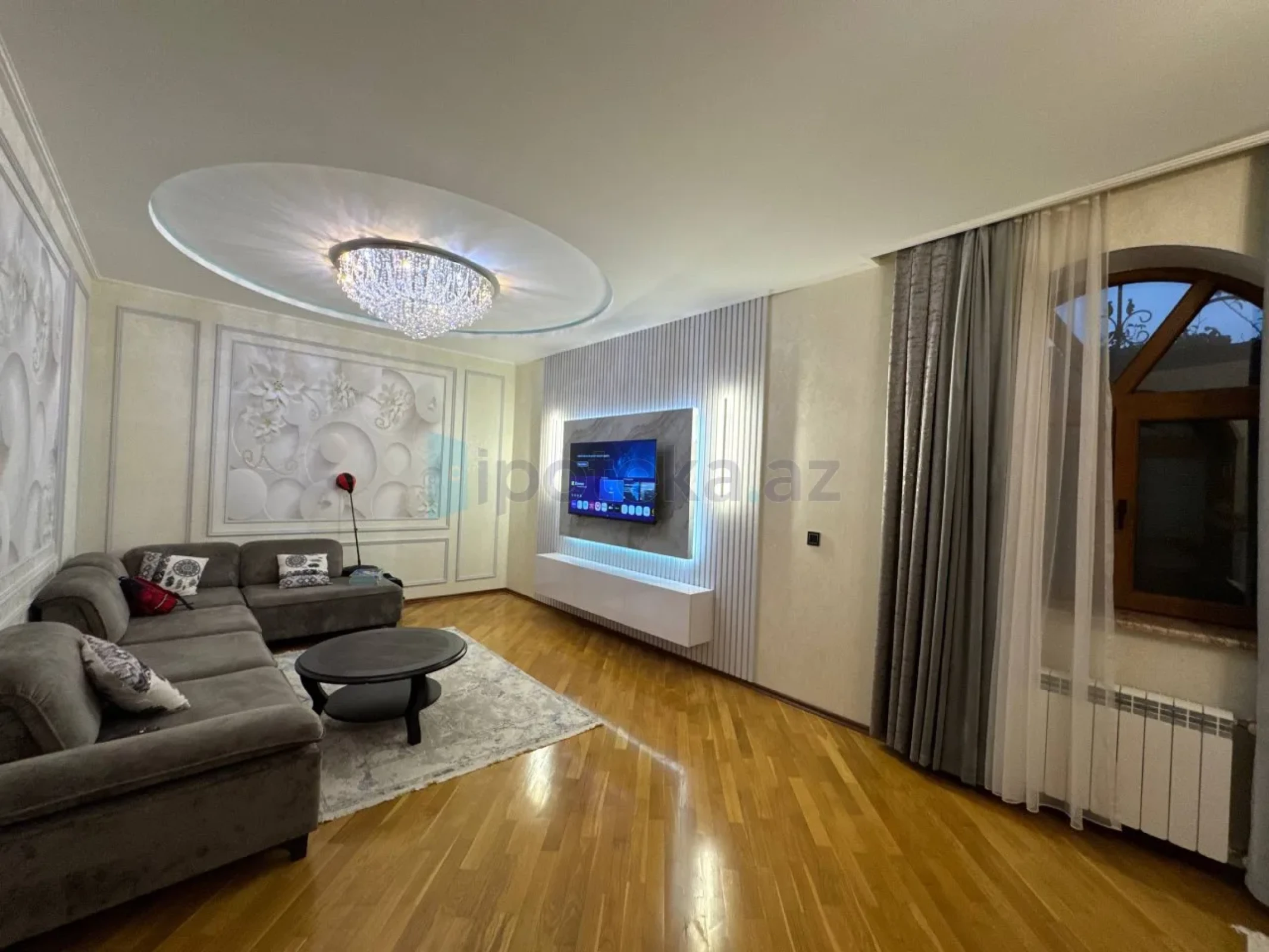 Satılır 6 otaqlı həyət evi 250 m²