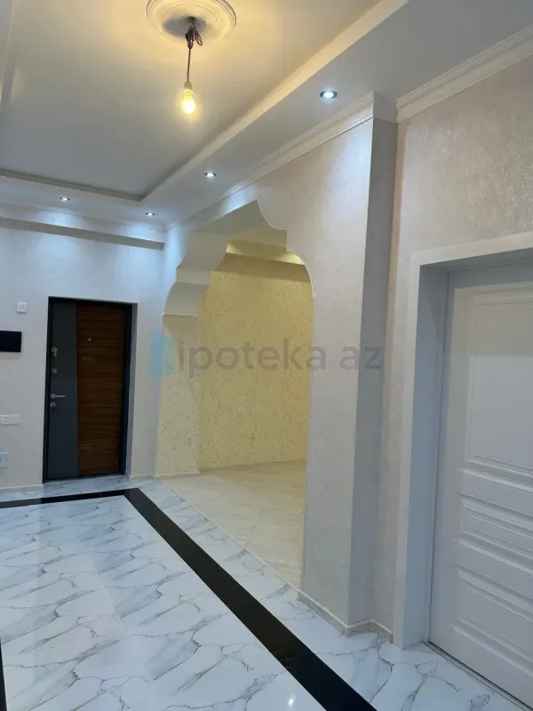 Satılır 3 otaqlı yeni tikili 86 m²