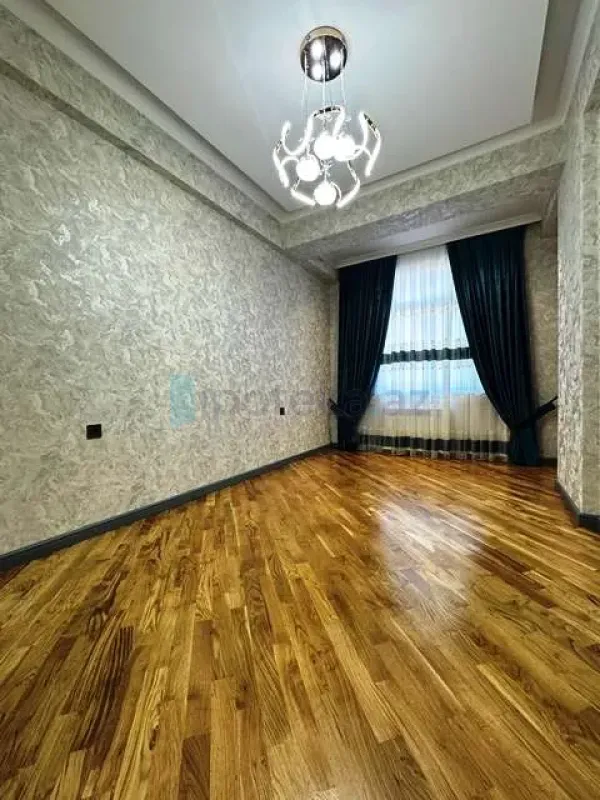 Satılır 3 otaqlı yeni tikili 92 m²