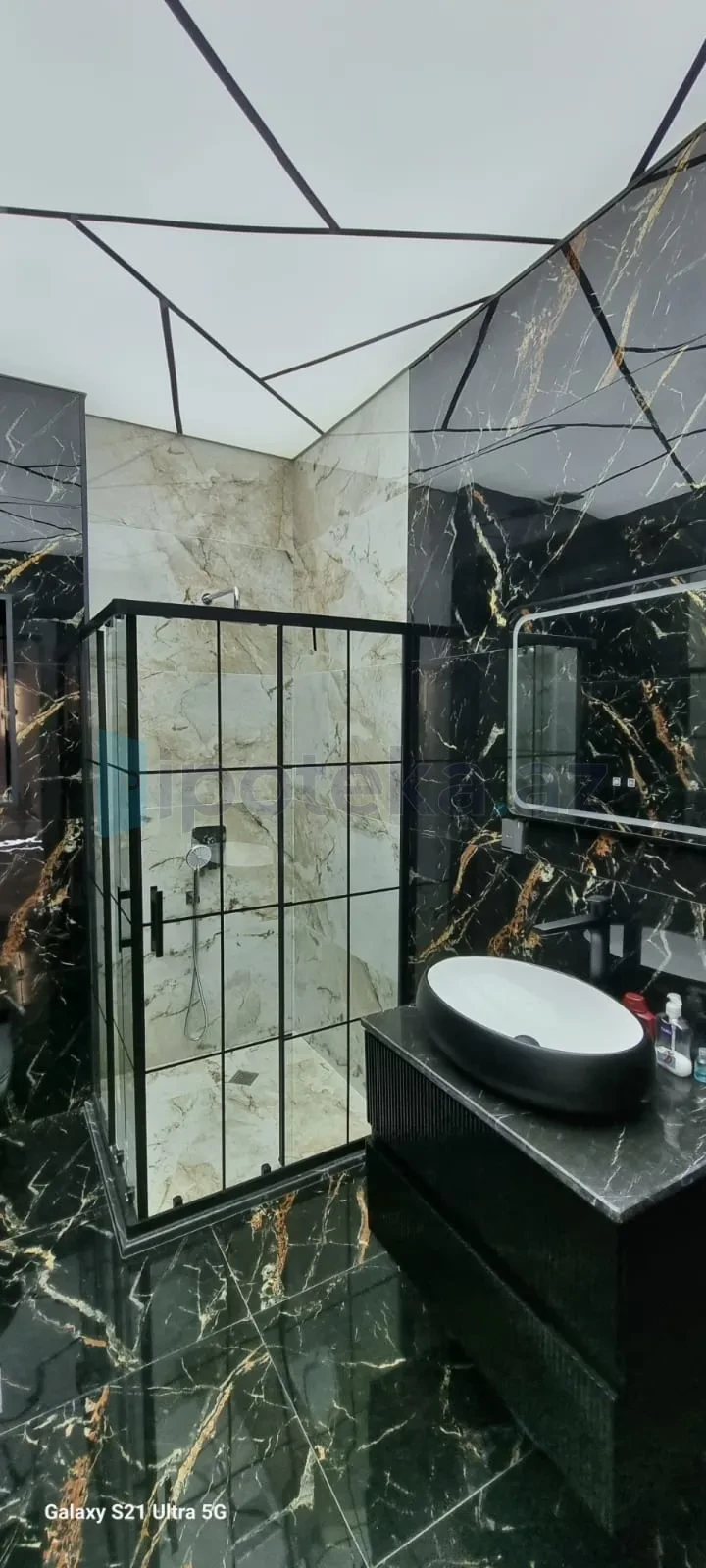 Satılır 5 otaqlı həyət evi 220 m²