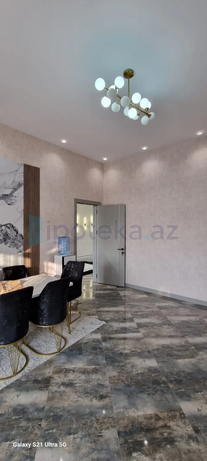 Satılır 5 otaqlı həyət evi 220 m²