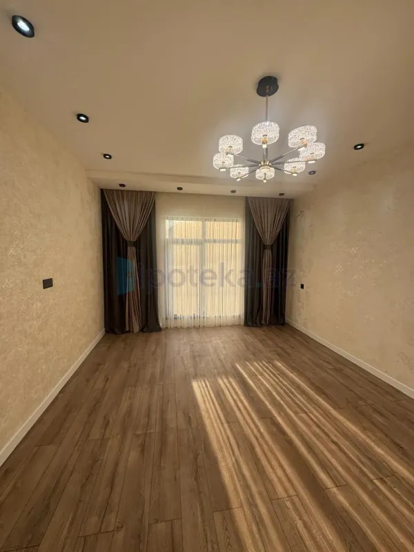 Satılır 4 otaqlı həyət evi 180 m²