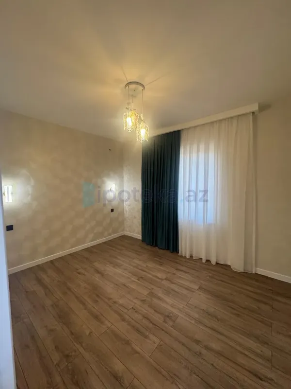 Satılır 4 otaqlı həyət evi 180 m²