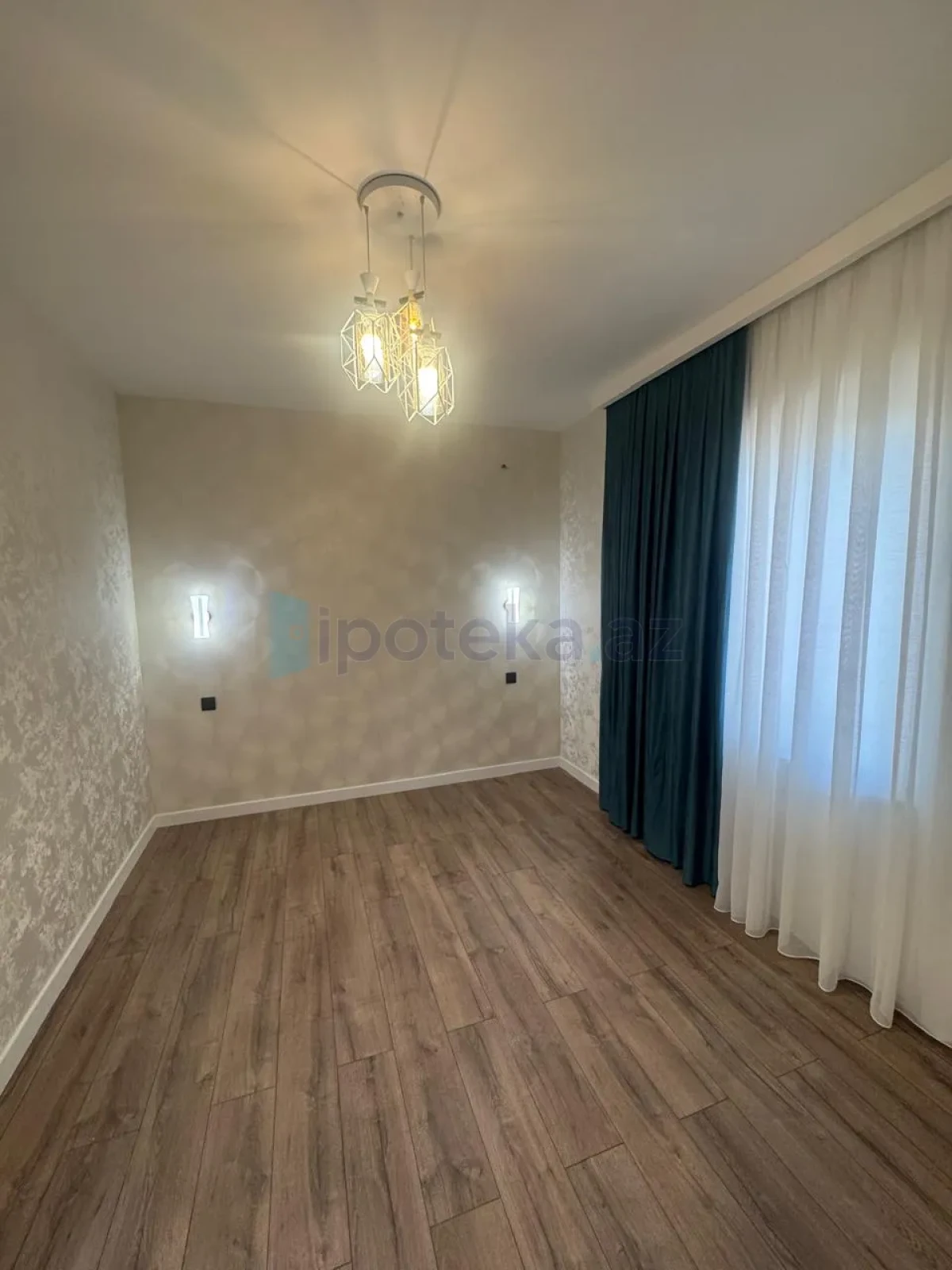 Satılır 4 otaqlı həyət evi 180 m²