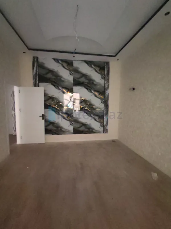 Satılır 4 otaqlı həyət evi 130 m²