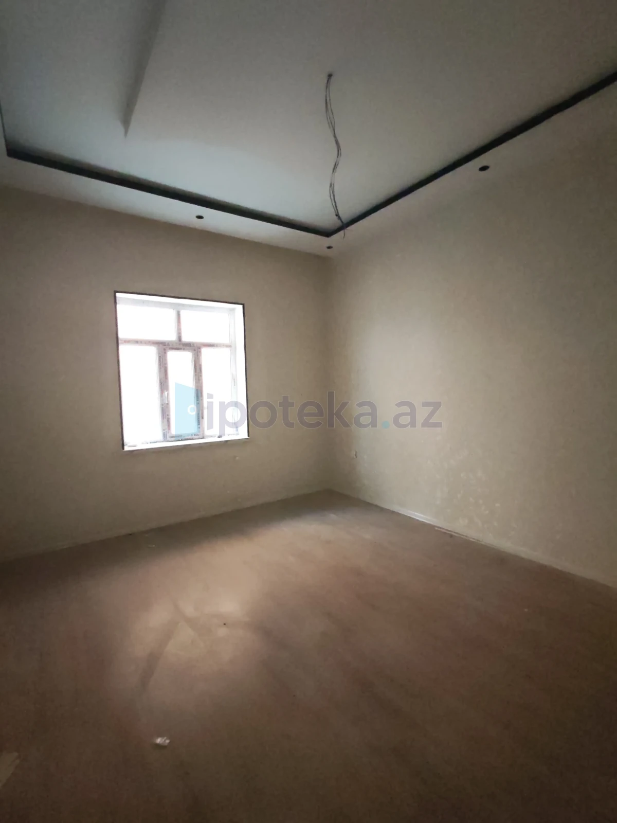 Satılır 4 otaqlı həyət evi 130 m²