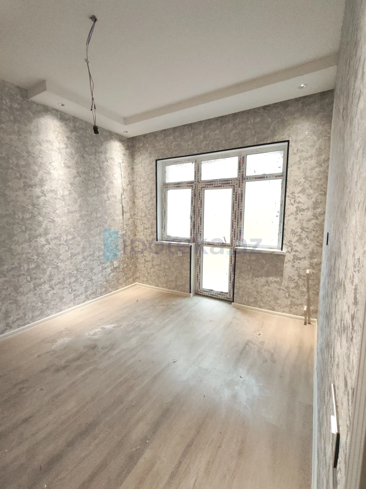 Satılır 4 otaqlı həyət evi 130 m²