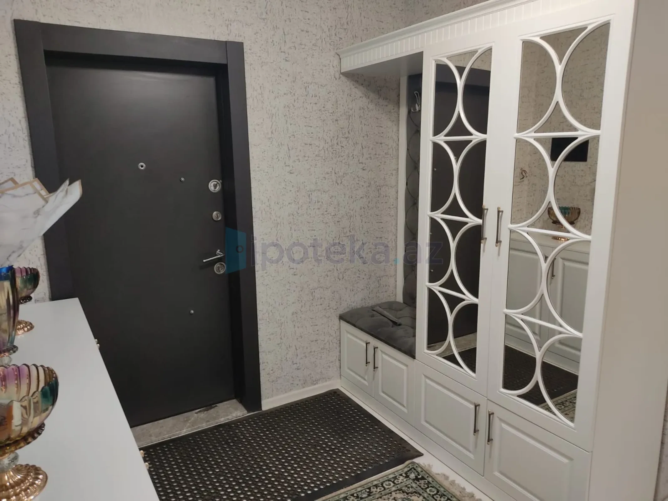 Satılır 2 otaqlı yeni tikili 162 m²