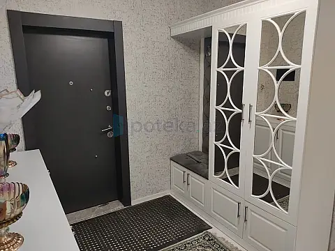 Satılır 2 otaqlı yeni tikili 162 m²
