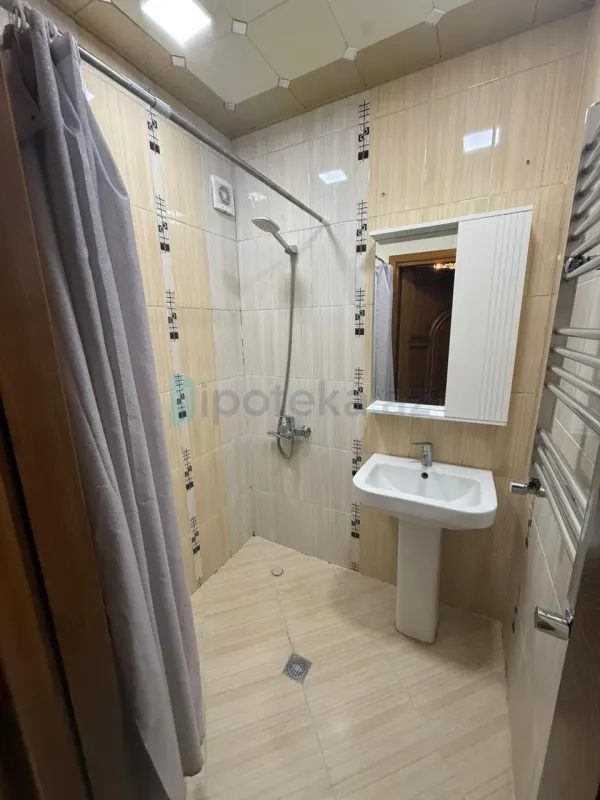 Satılır 3 otaqlı yeni tikili 75 m²