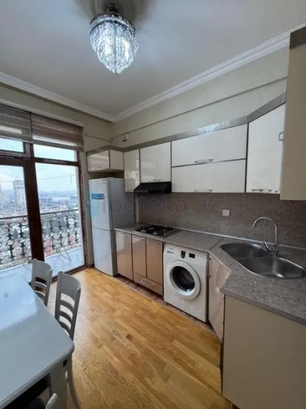 Satılır 2 otaqlı yeni tikili 68 m²