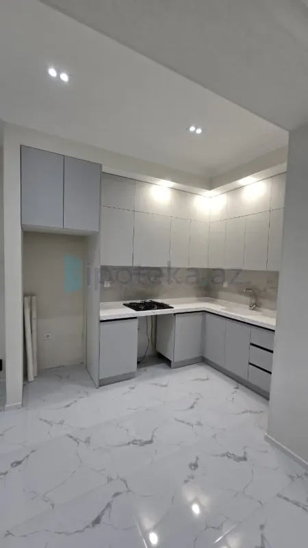Satılır 3 otaqlı yeni tikili 93 m²