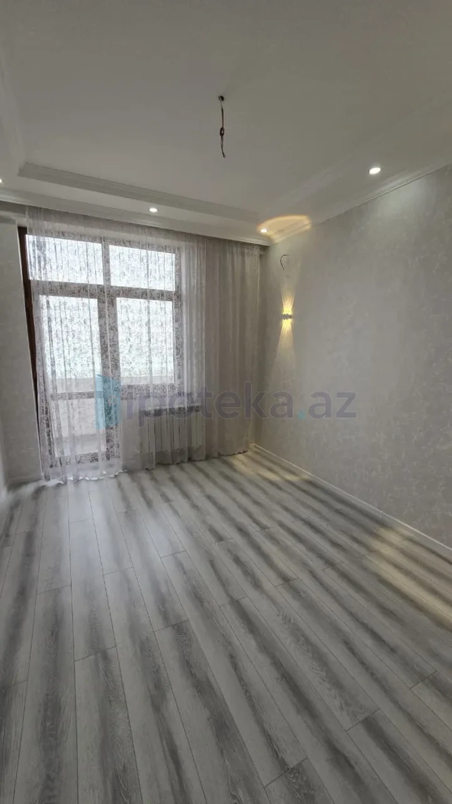 Satılır 3 otaqlı yeni tikili 93 m²