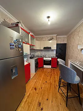 Satılır 2 otaqlı yeni tikili 70 m²