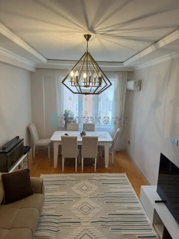 Satılır 2 otaqlı yeni tikili 70 m²