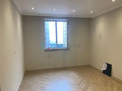 Satılır 3 otaqlı yeni tikili 104 m²
