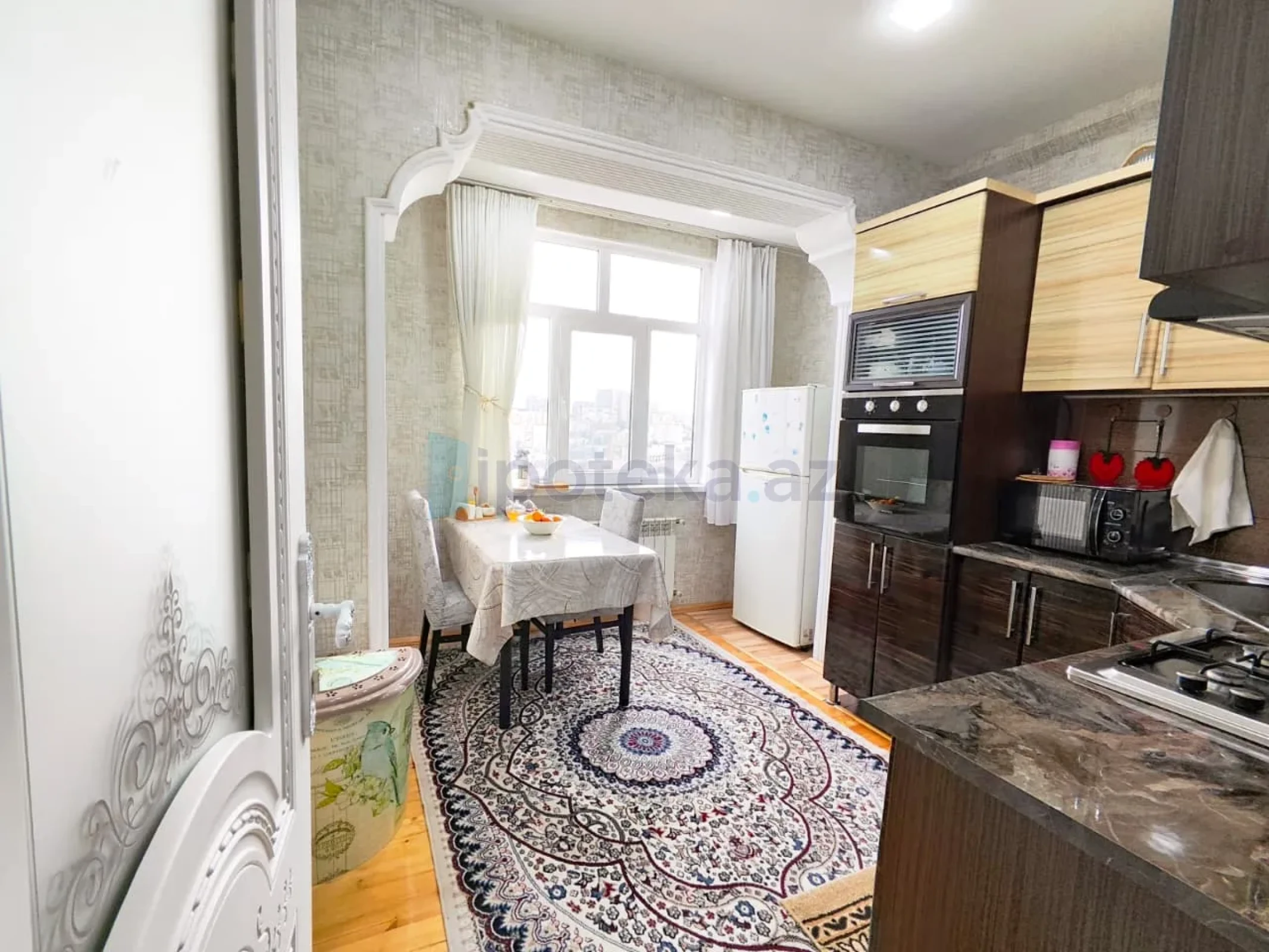 Satılır 3 otaqlı köhnə tikili 85 m²