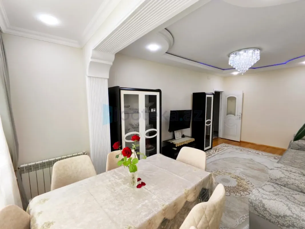Satılır 3 otaqlı köhnə tikili 85 m²