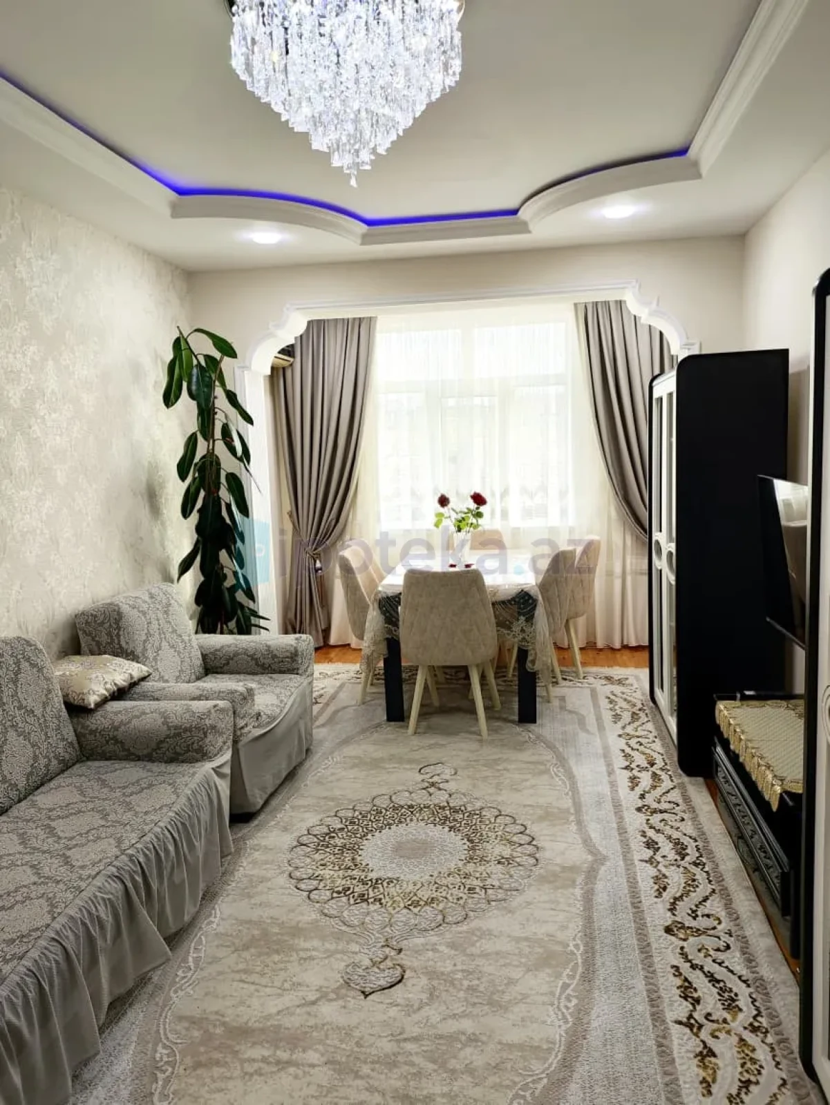 Satılır 3 otaqlı köhnə tikili 85 m²