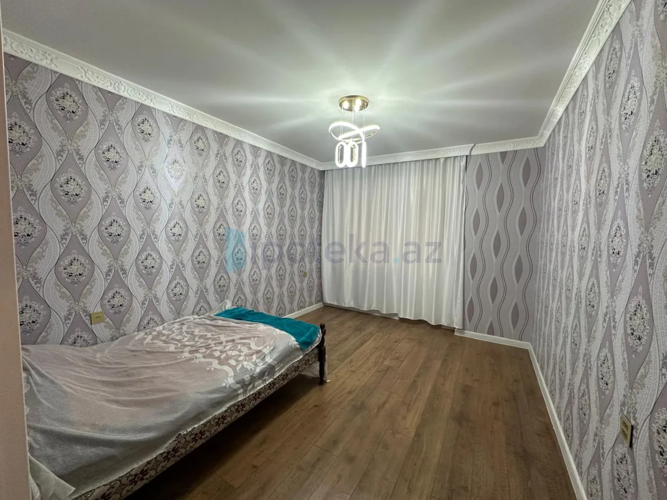 Satılır 2 otaqlı yeni tikili 70 m²