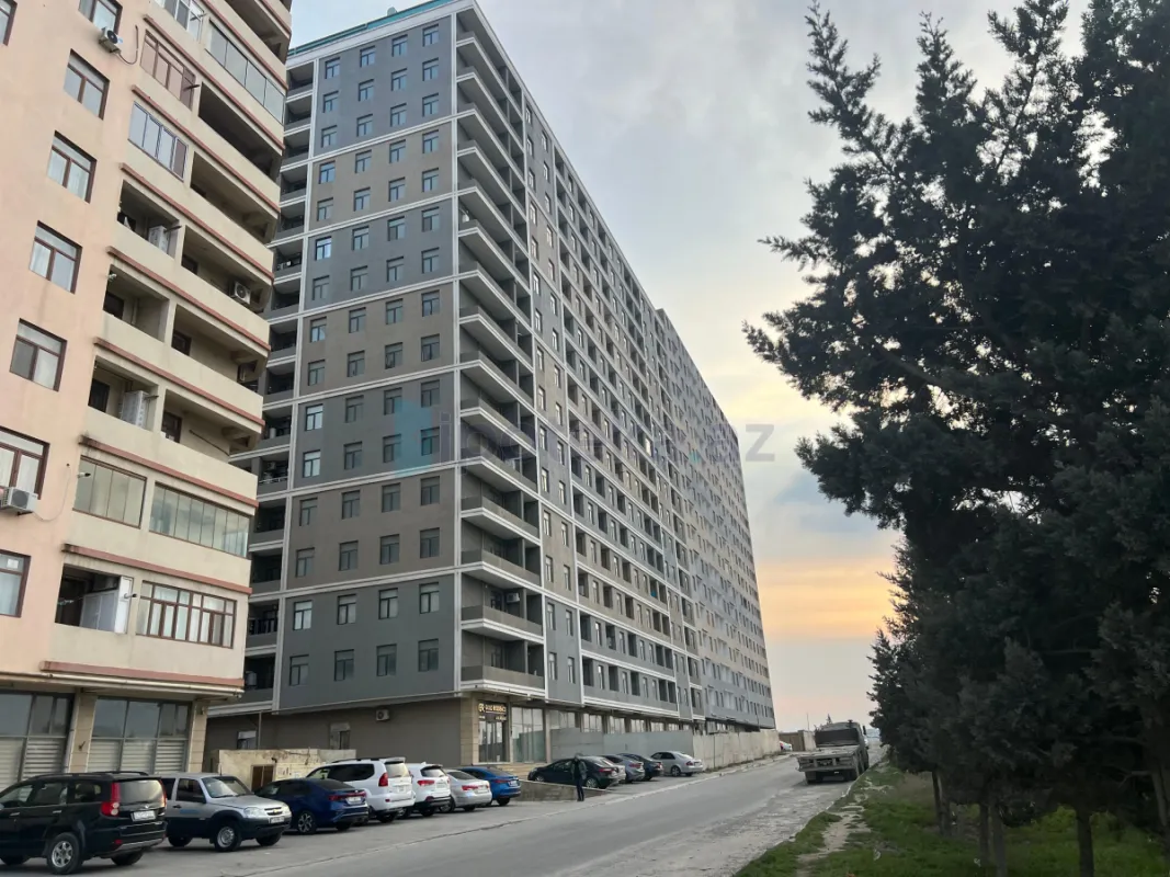 Satılır 2 otaqlı yeni tikili 70 m²