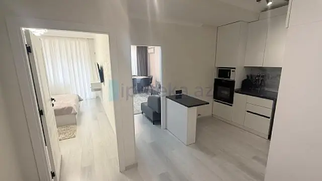 Satılır 2 otaqlı yeni tikili 61 m²