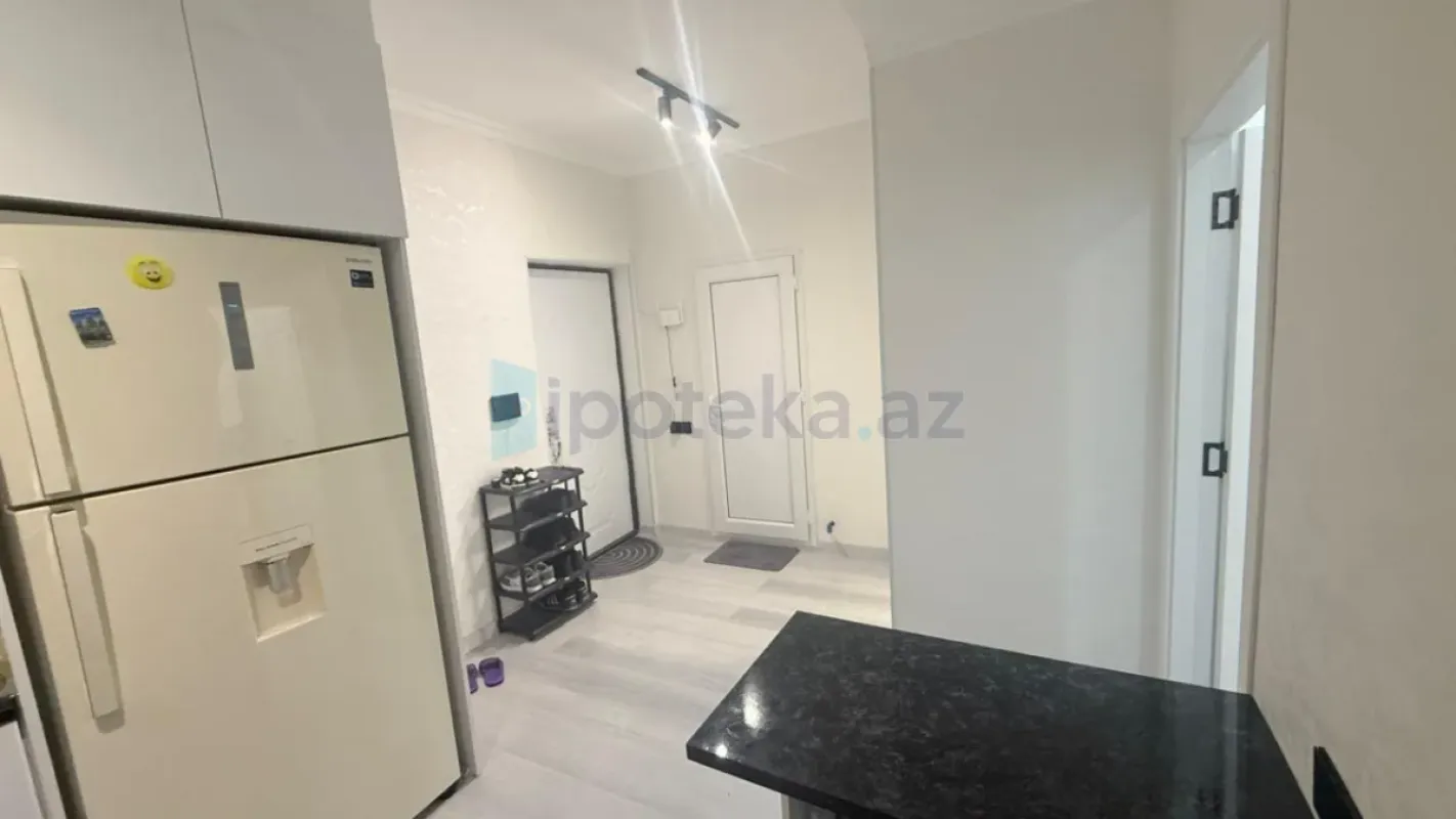 Satılır 2 otaqlı yeni tikili 61 m²