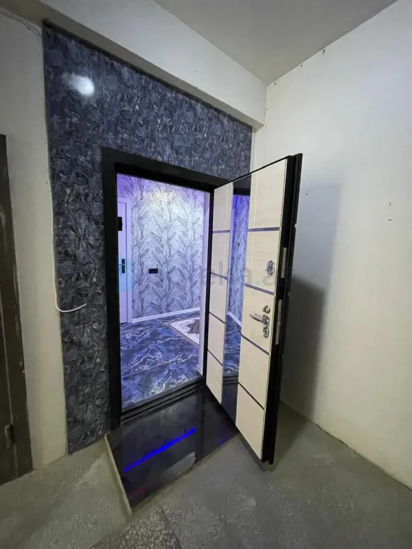 Satılır 3 otaqlı yeni tikili 80 m²