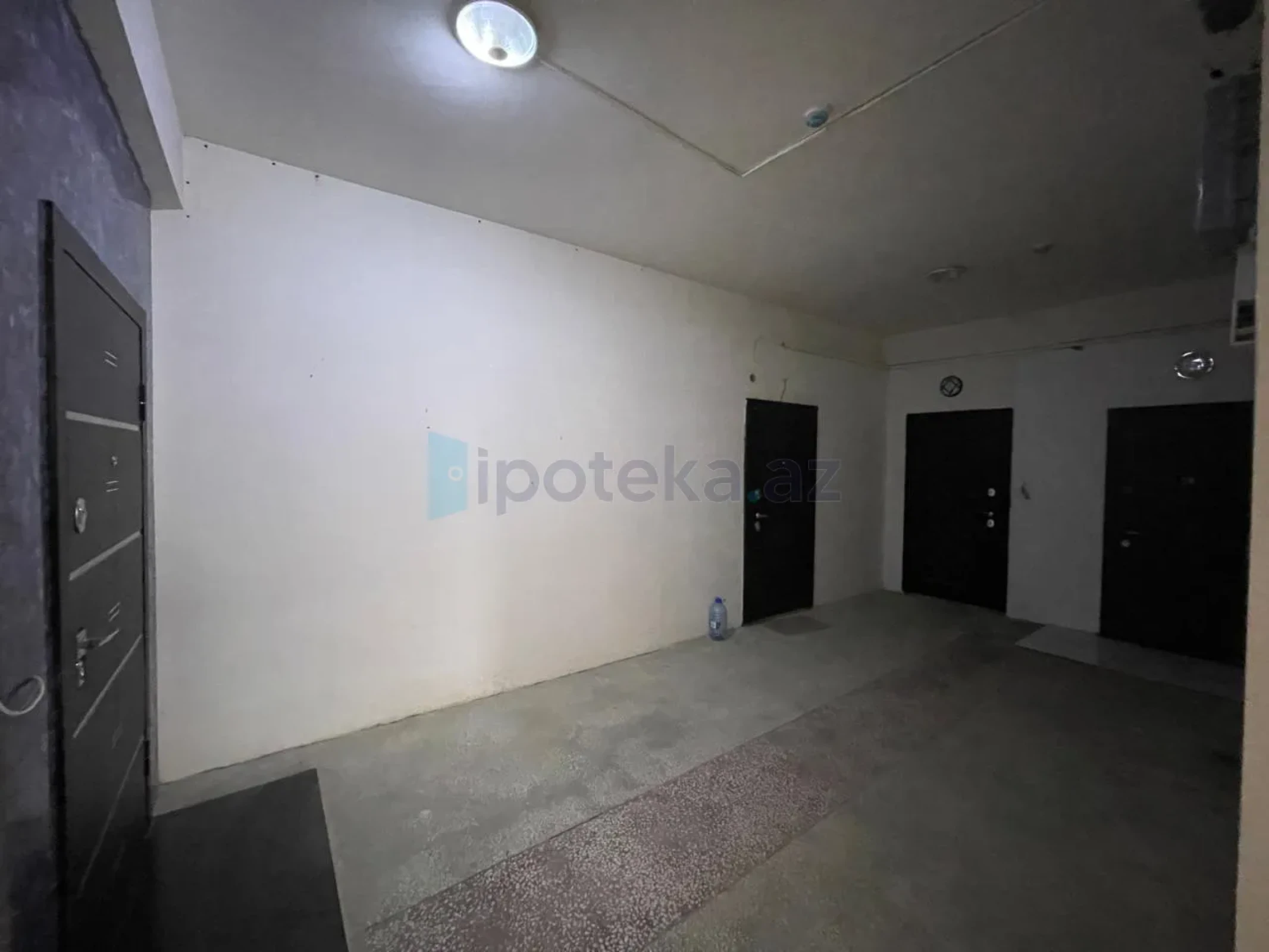 Satılır 3 otaqlı yeni tikili 80 m²