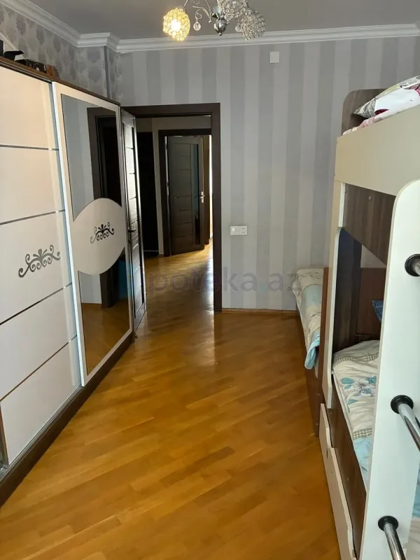 Satılır 3 otaqlı köhnə tikili 85 m²