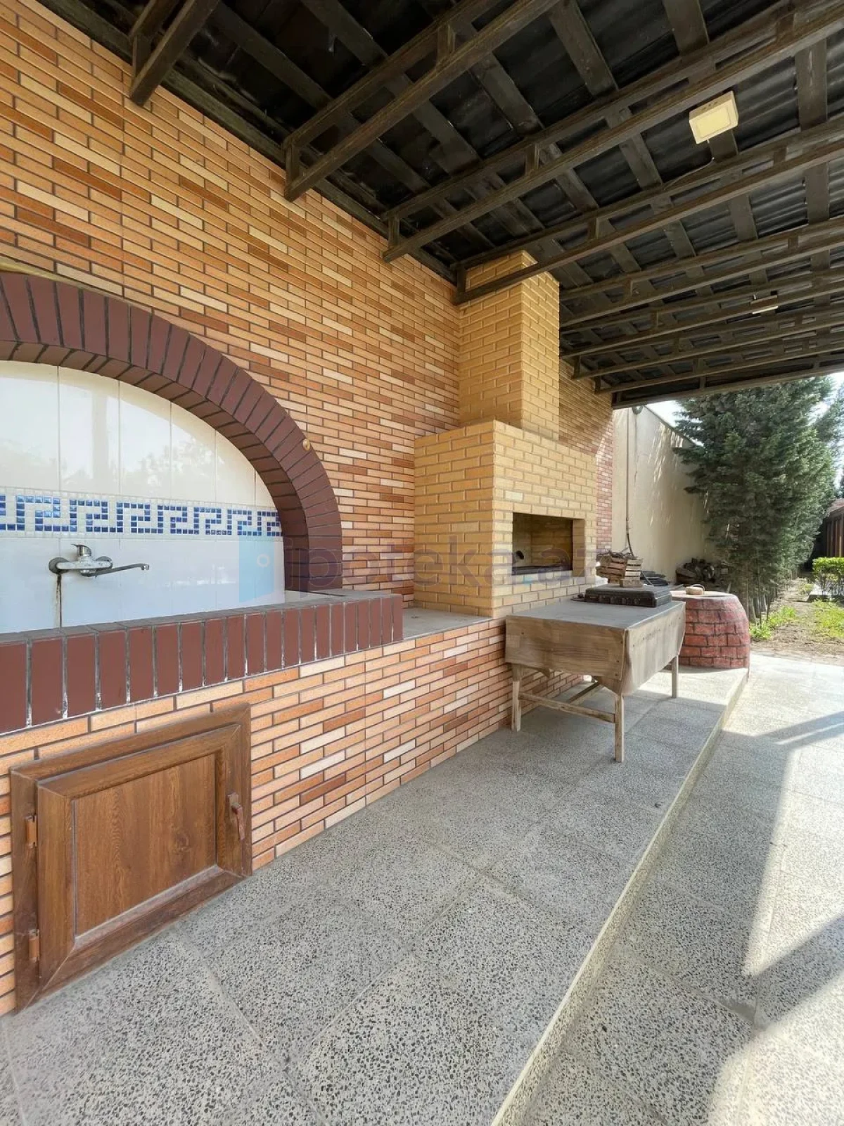 Satılır 5 otaqlı mənzil 460 m²