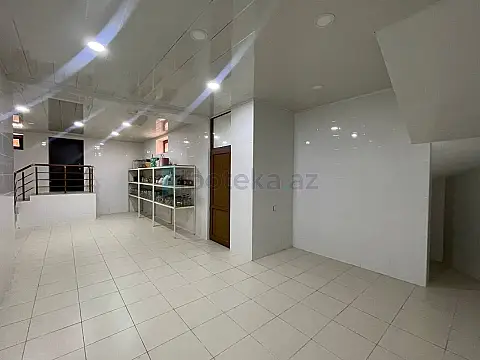 Satılır 5 otaqlı mənzil 460 m²