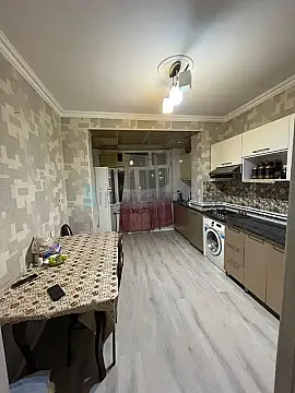 Satılır 3 otaqlı köhnə tikili 62 m²
