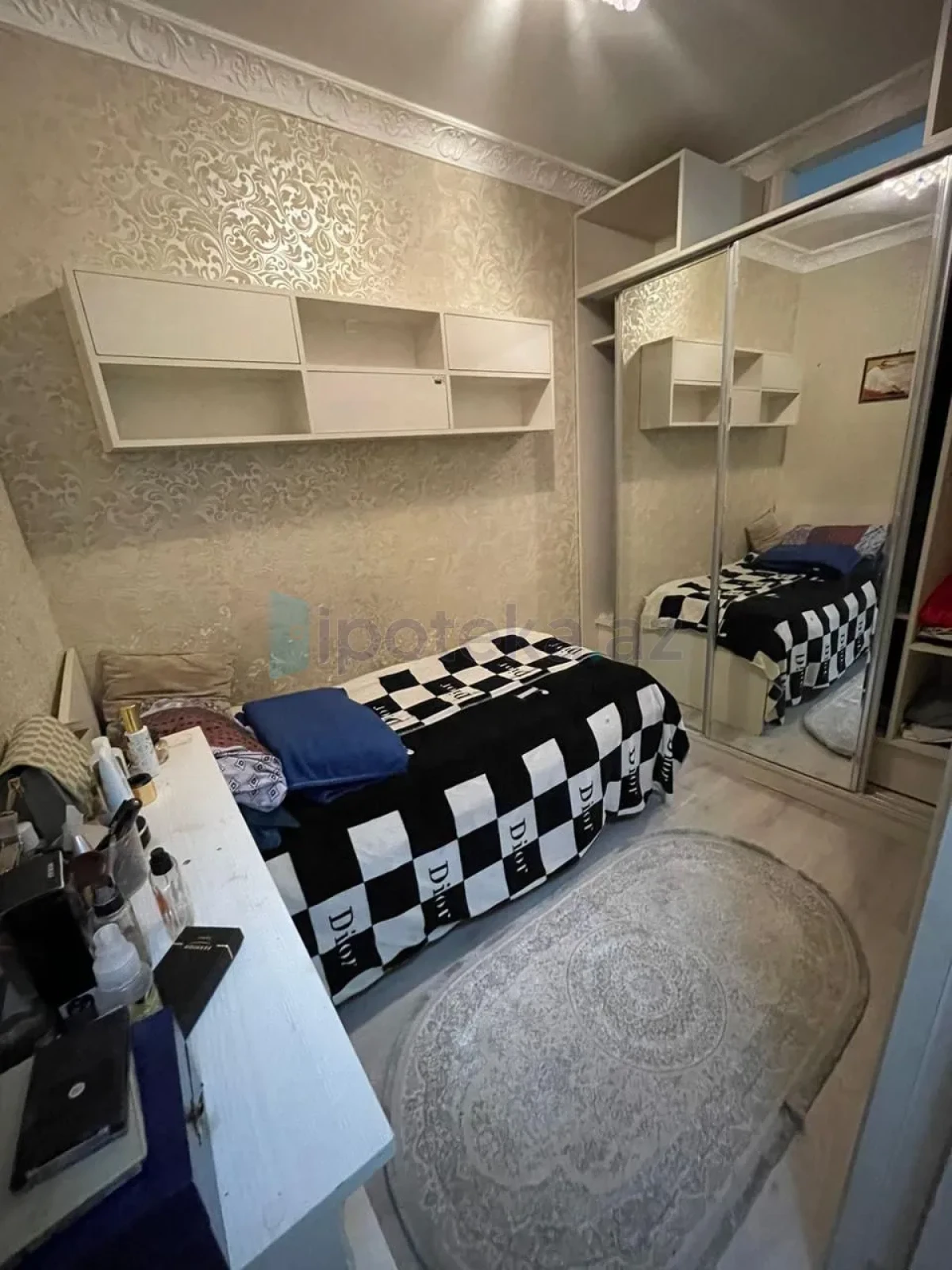 Satılır 3 otaqlı köhnə tikili 62 m²