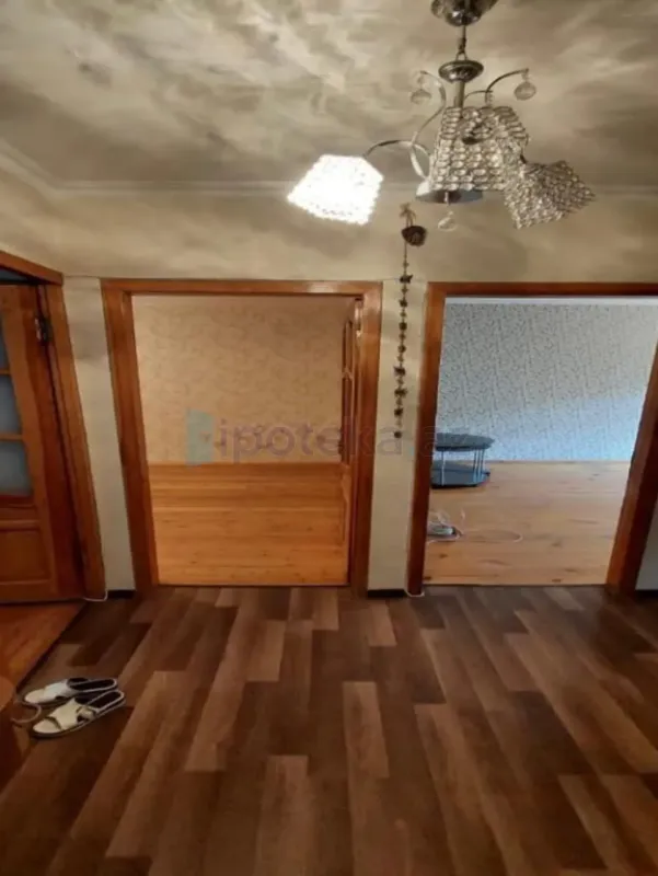 Satılır 3 otaqlı köhnə tikili 70 m²