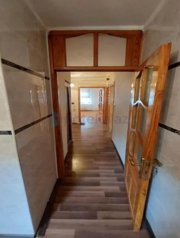 Satılır 3 otaqlı köhnə tikili 70 m²