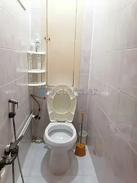 Satılır 5 otaqlı köhnə tikili 122.2 m²