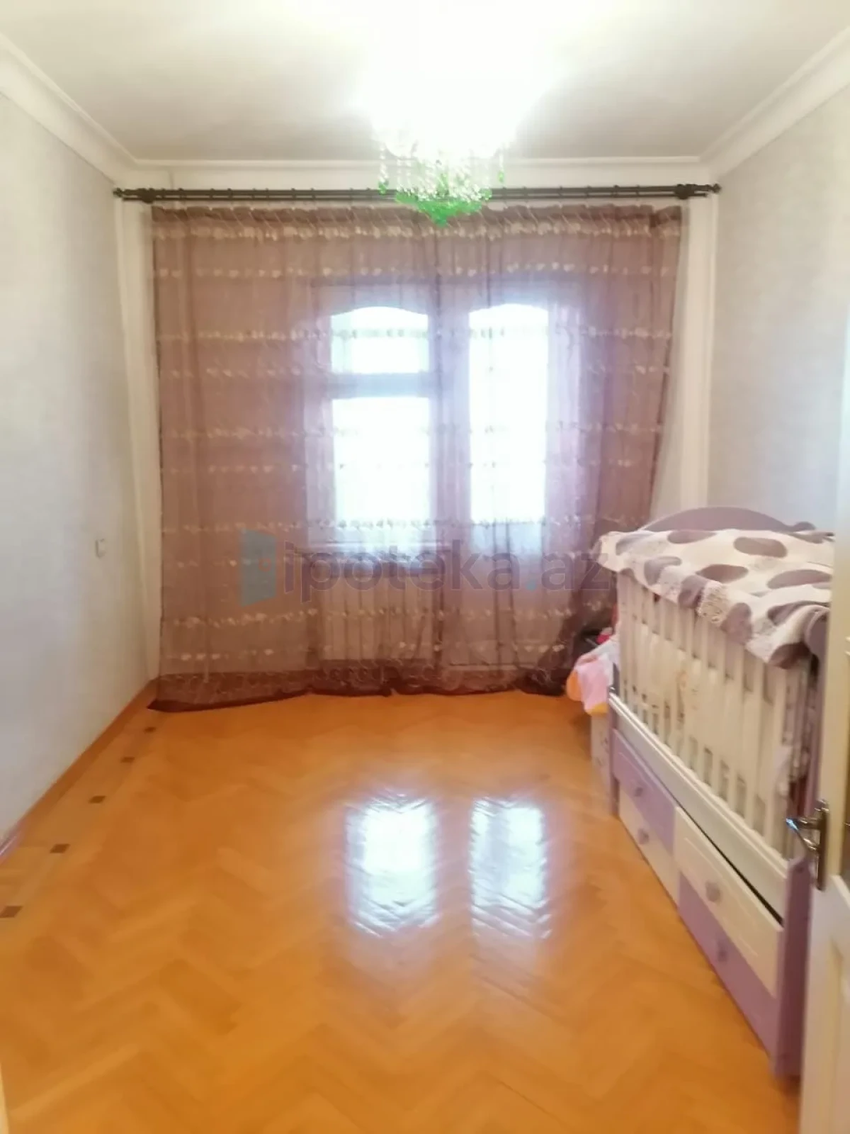 Satılır 5 otaqlı köhnə tikili 122.2 m²