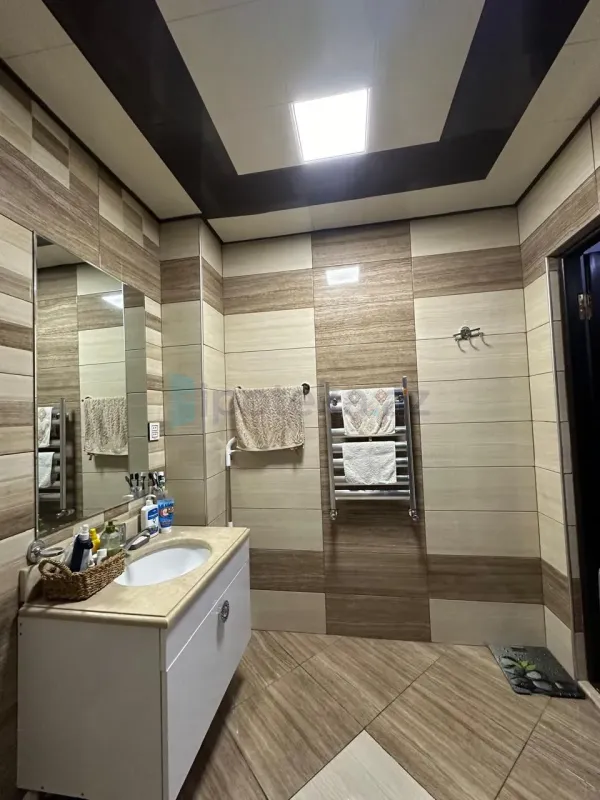 Satılır 2 otaqlı yeni tikili 78.5 m²