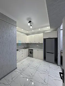 Satılır 2 otaqlı yeni tikili 71 m²