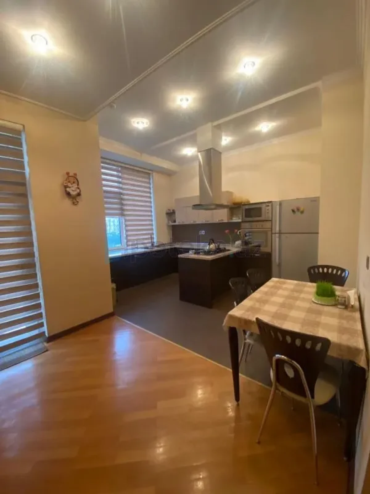 Satılır 4 otaqlı yeni tikili 170 m²