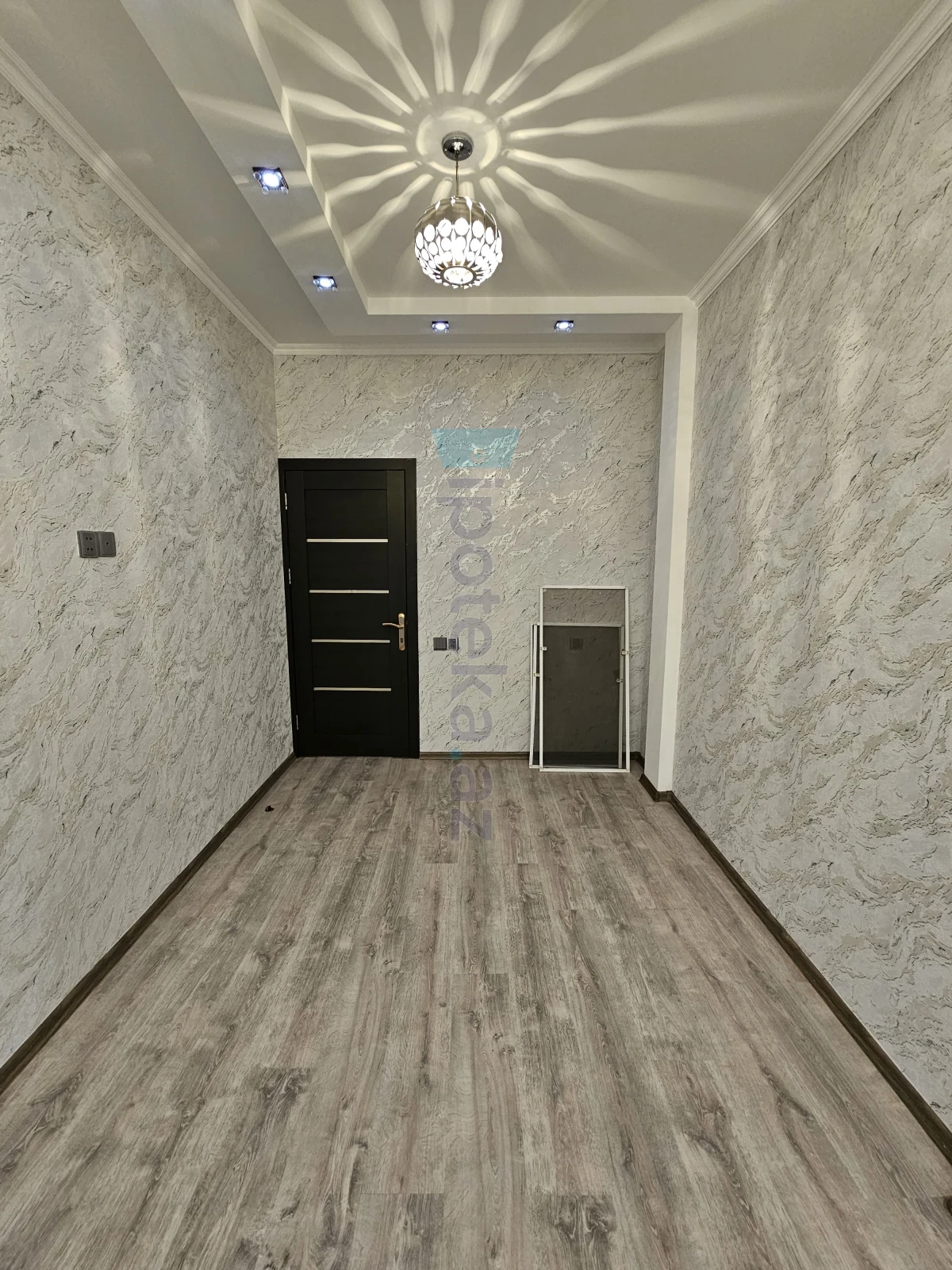 Satılır 2 otaqlı yeni tikili 57 m²