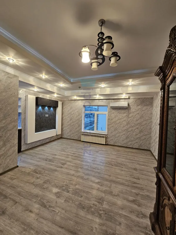 Satılır 2 otaqlı yeni tikili 57 m²