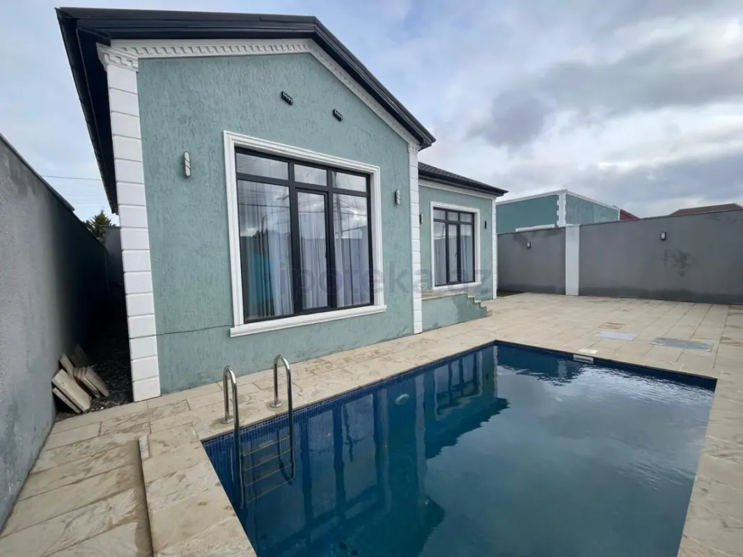 Satılır 4 otaqlı həyət evi 100 m²