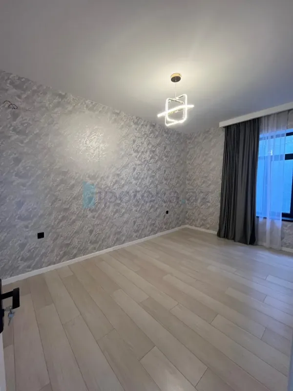 Satılır 4 otaqlı həyət evi 100 m²