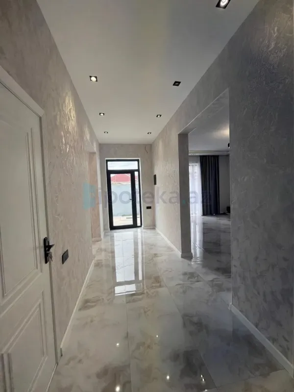 Satılır 4 otaqlı həyət evi 100 m²