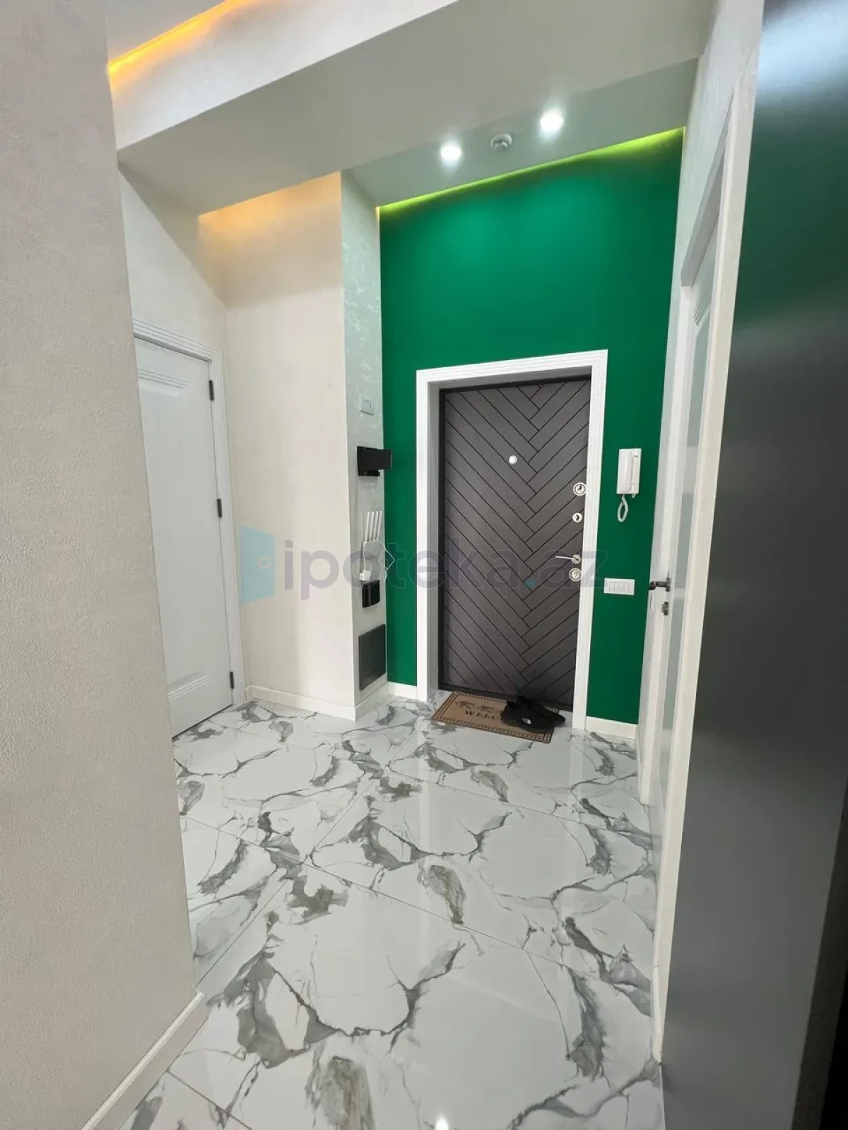 Satılır 2 otaqlı yeni tikili 58 m²