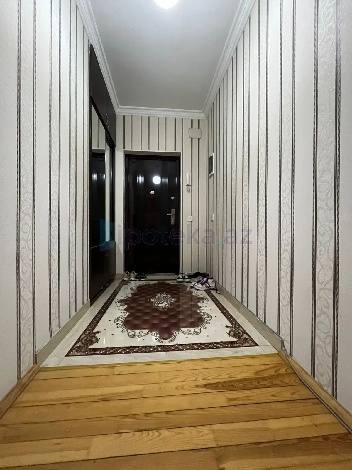 Satılır 2 otaqlı yeni tikili 82 m²